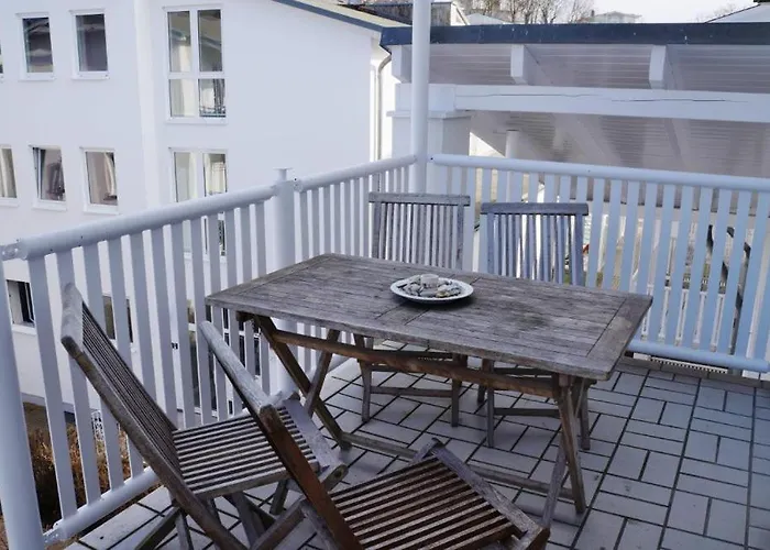 Karola 45467 Гёрен