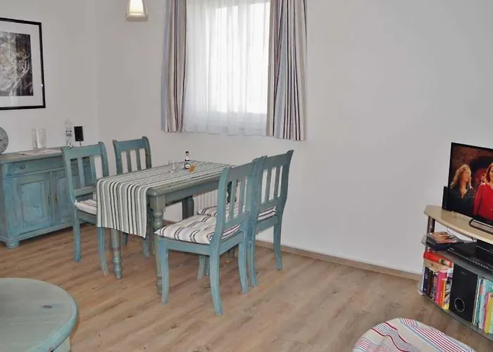 Апартаменты Karola 45467 *